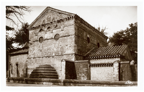 Vorschaubild Poitiers: Baptisterium Saint-Jean, Ostseite (Postkarte aus der Diakartei) 